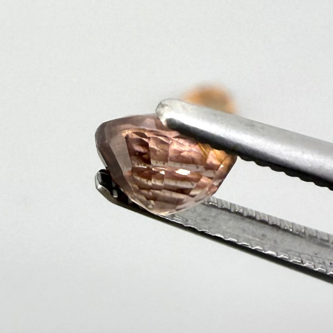 Peach-Pink Zircon Set Oval 1.47 Ct