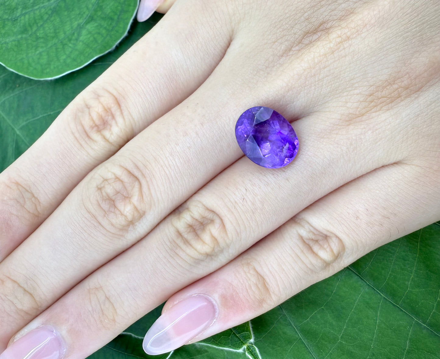 Purple/Pink Amethyst Oval 5.4 Ct