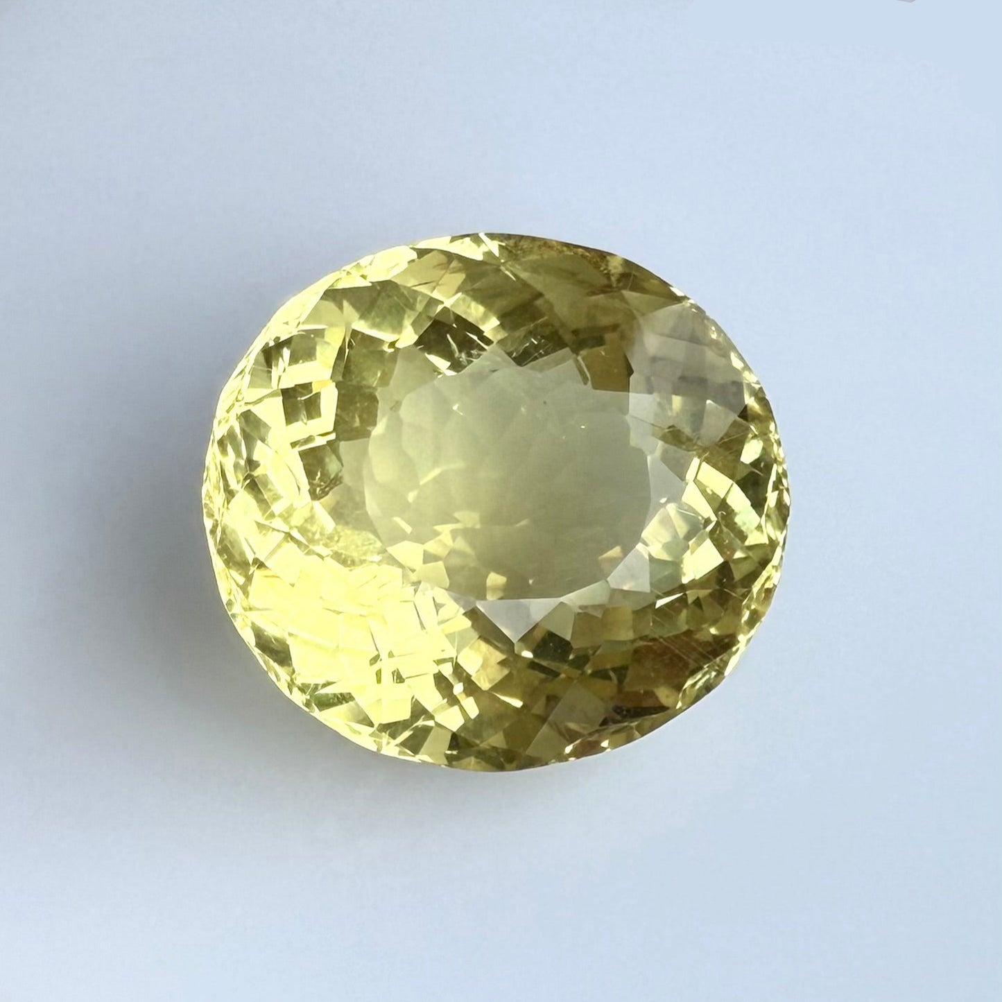 Big Lemon Quartz Oval 31.06 Ct
