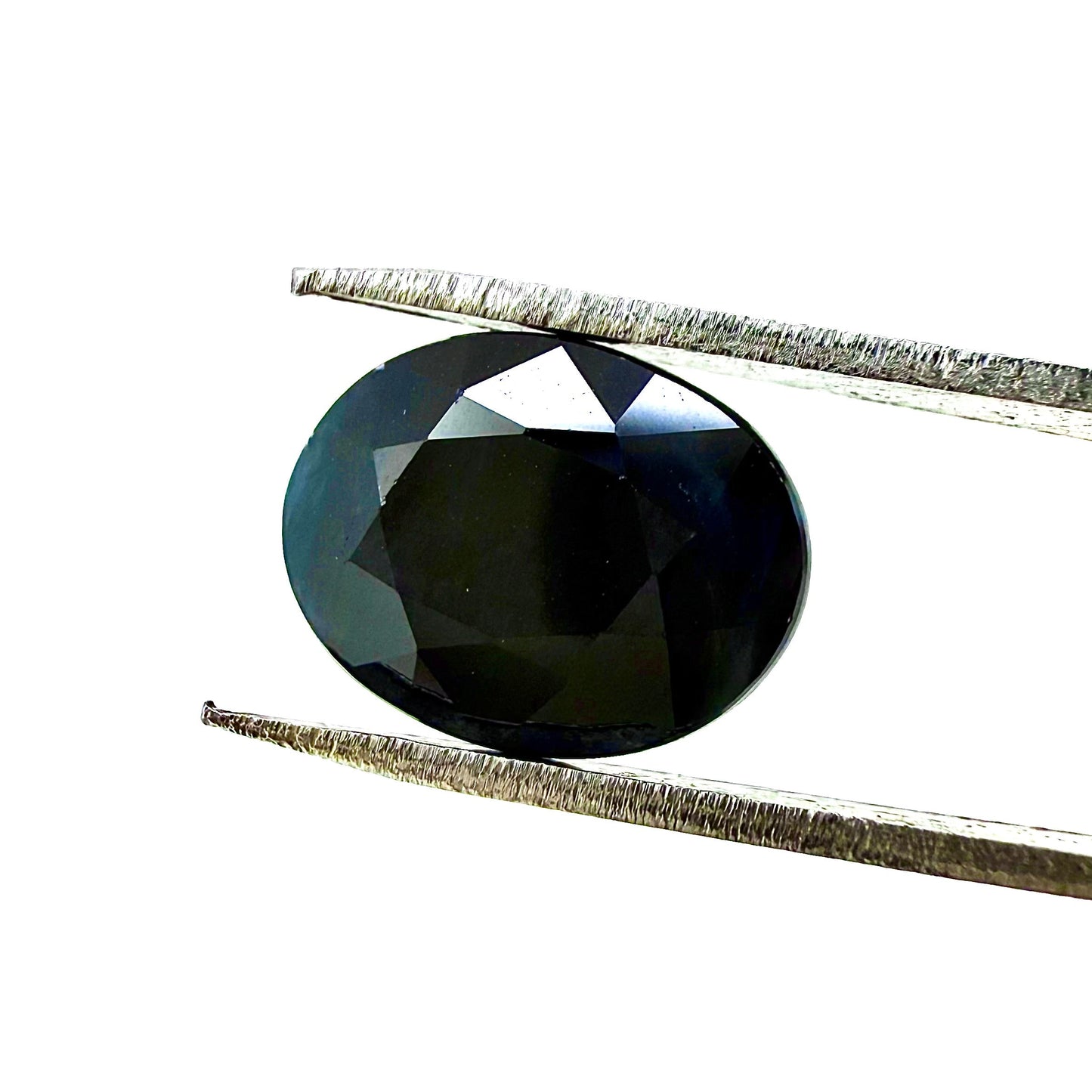 Very Dark Blue Sapphire Oval 3.9 Ct