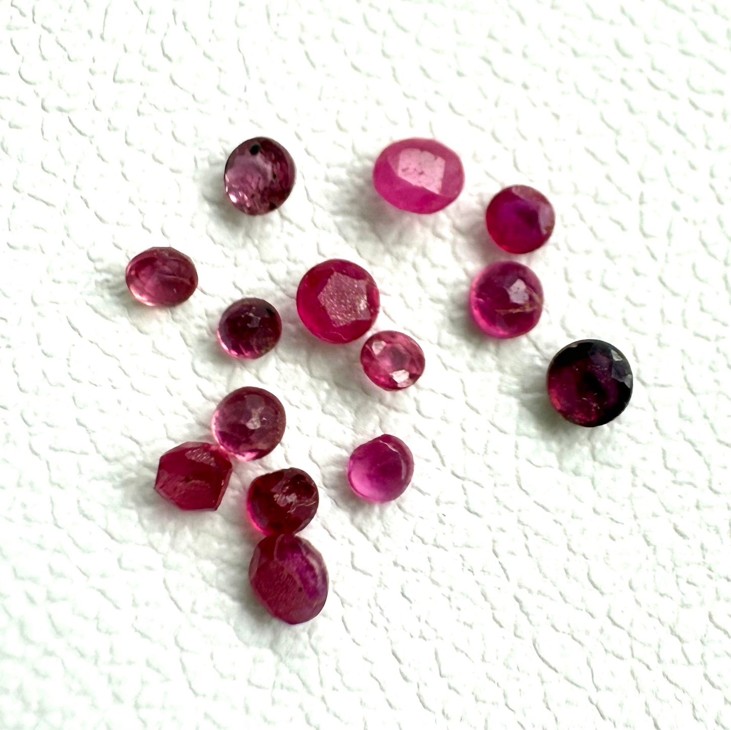 Small Pinkish Red Ruby Lot Round 0.51 Ct