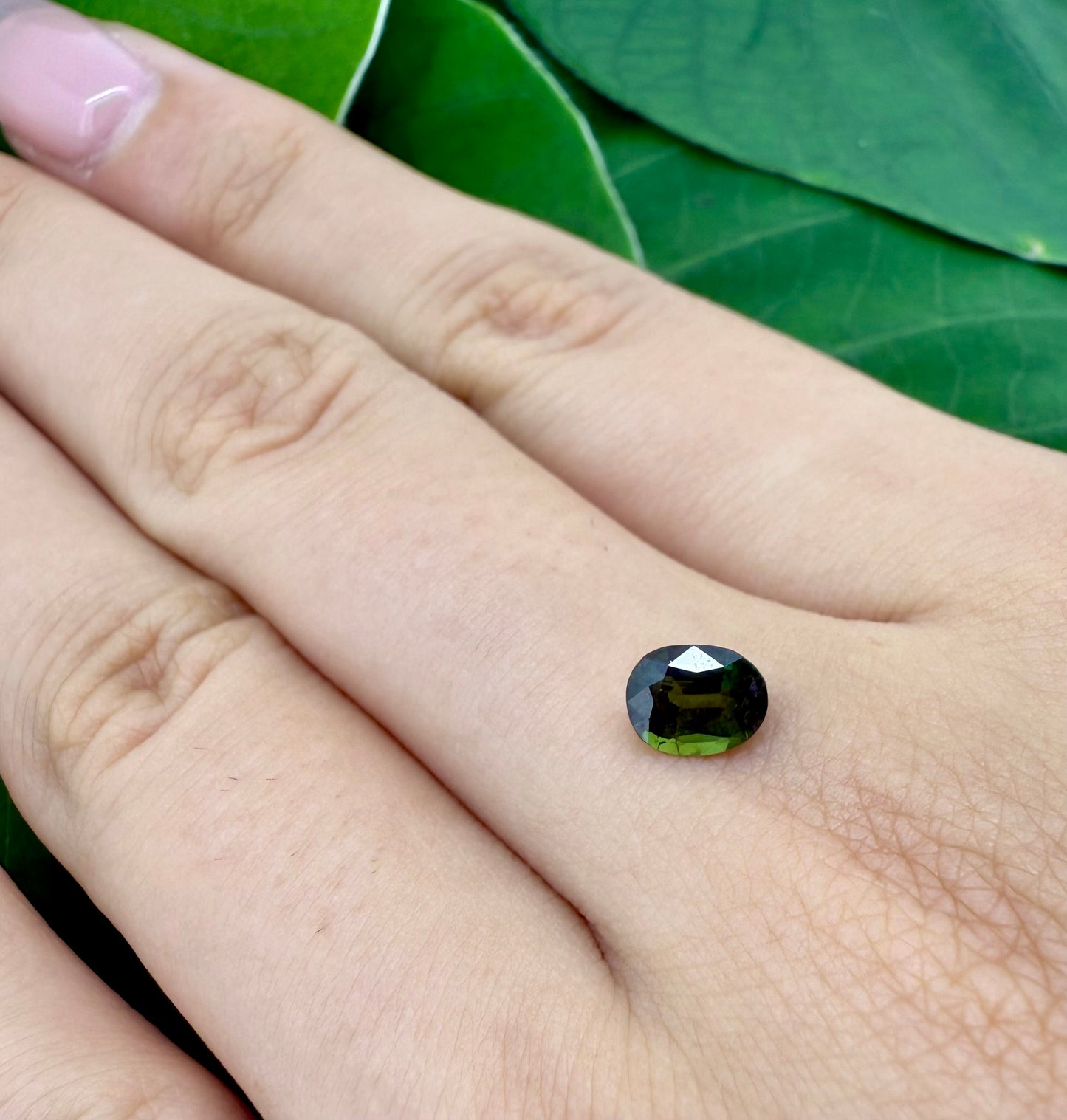 Green Sapphire Oval 0.81 Ct