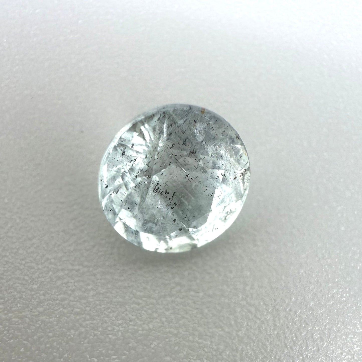 Salt-and-Pepper (pale blue) Aquamarine Round 1.31 Ct
