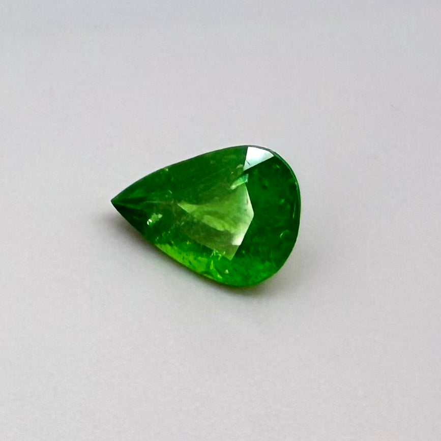 Tsavorite Pear 1.15 Ct