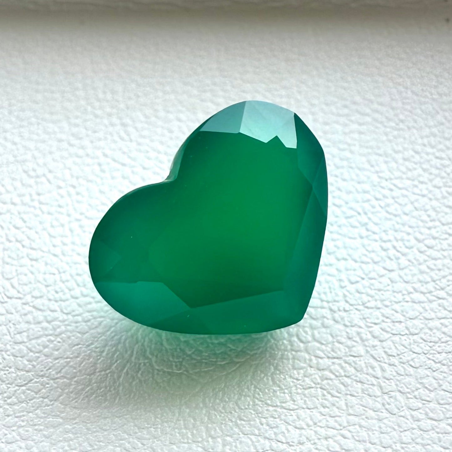 Vibrant Green Chalcedony Heart 6.47 Cts