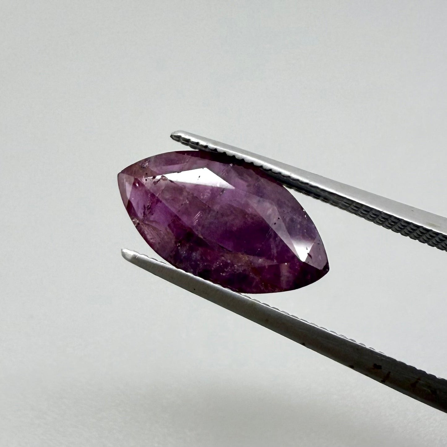 Purple Sapphire Marquise 3.5 Ct