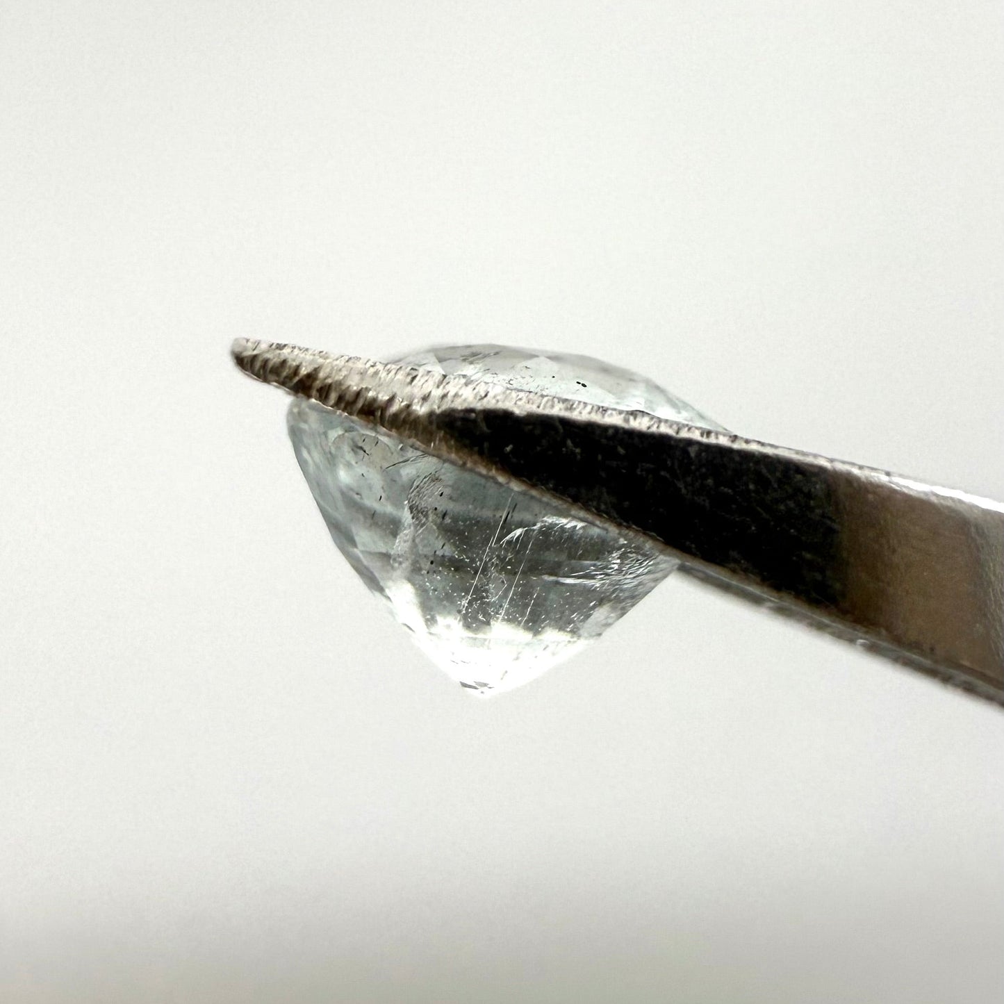 Salt-and-Pepper (pale blue) Aquamarine Round 1.31 Ct