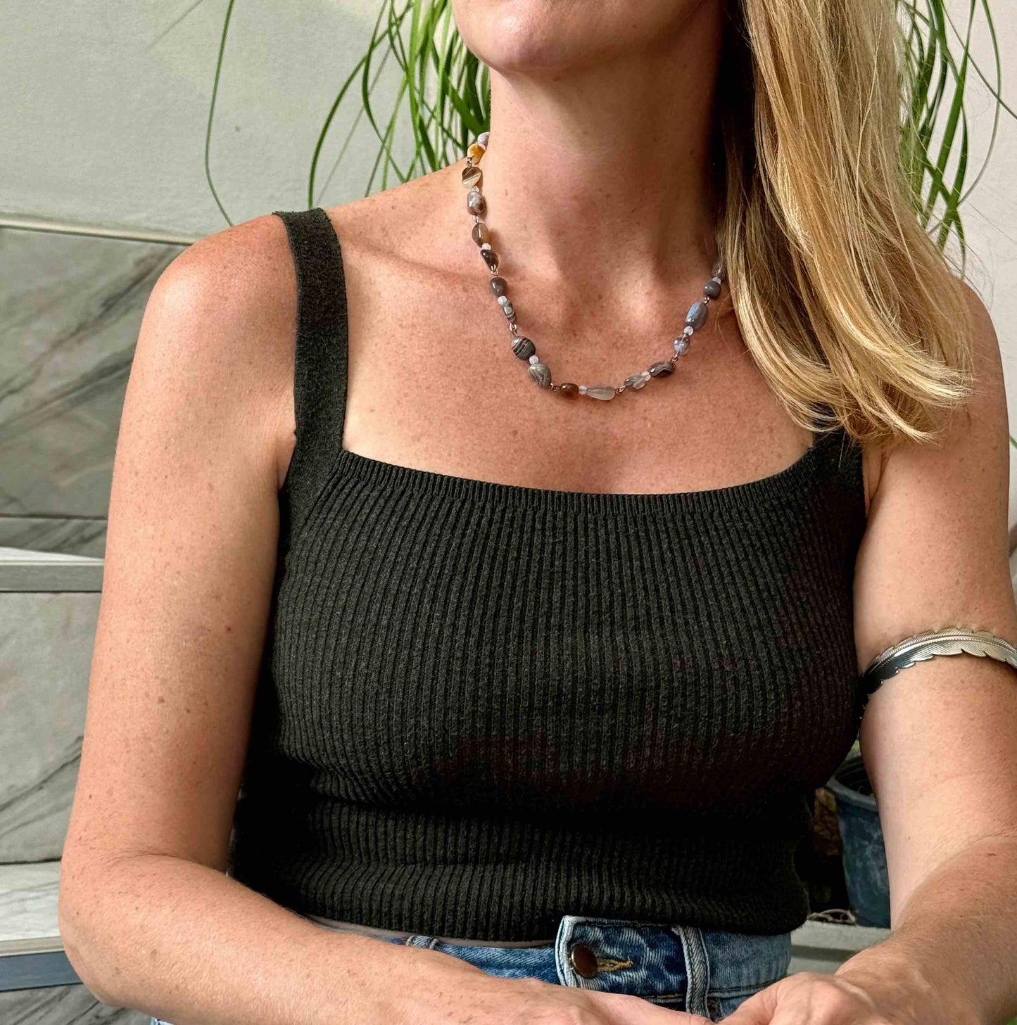 Agate necklace with mixed natural brown, grey, white, and amber beads, 44 cm