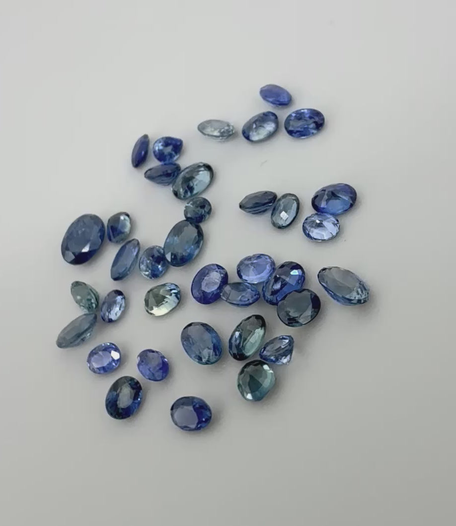Natural Blue Sapphire gemstone lot oval cut