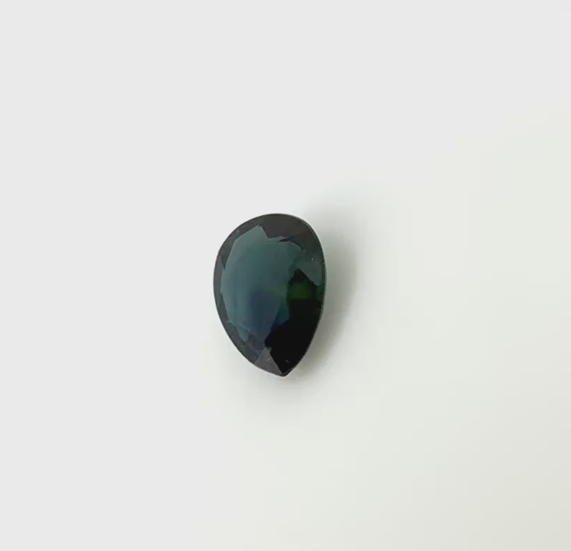 Natural Bi-Color Sapphire gemstone pear cut