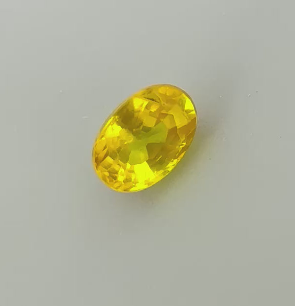 Natural Bi-Color Sapphire gemstone oval cut