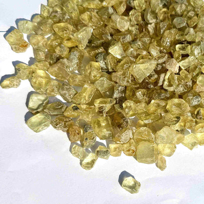 Natural lemon quartz rough stones sold per gram, untreated small yellow quartz pieces in raw form