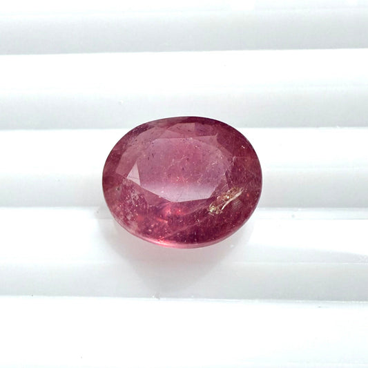 Pinkish Red Ruby Oval 4ct