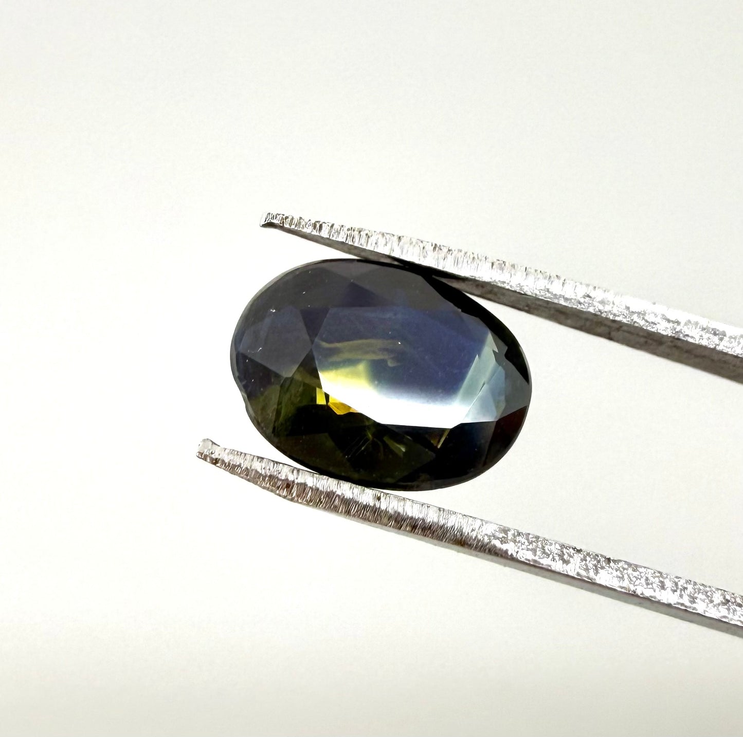 Bi-Color (Yellow Blue) Sapphire Oval 1.7 Ct