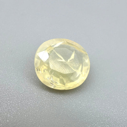 Pastel Yellow Opal Oval 2.4 Ct