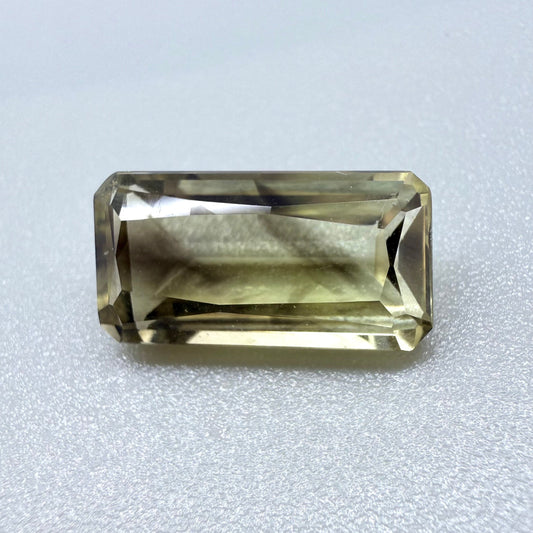 Bi-Color (Lemon Brown) Lemon Quartz Baguette 4.61 Ct