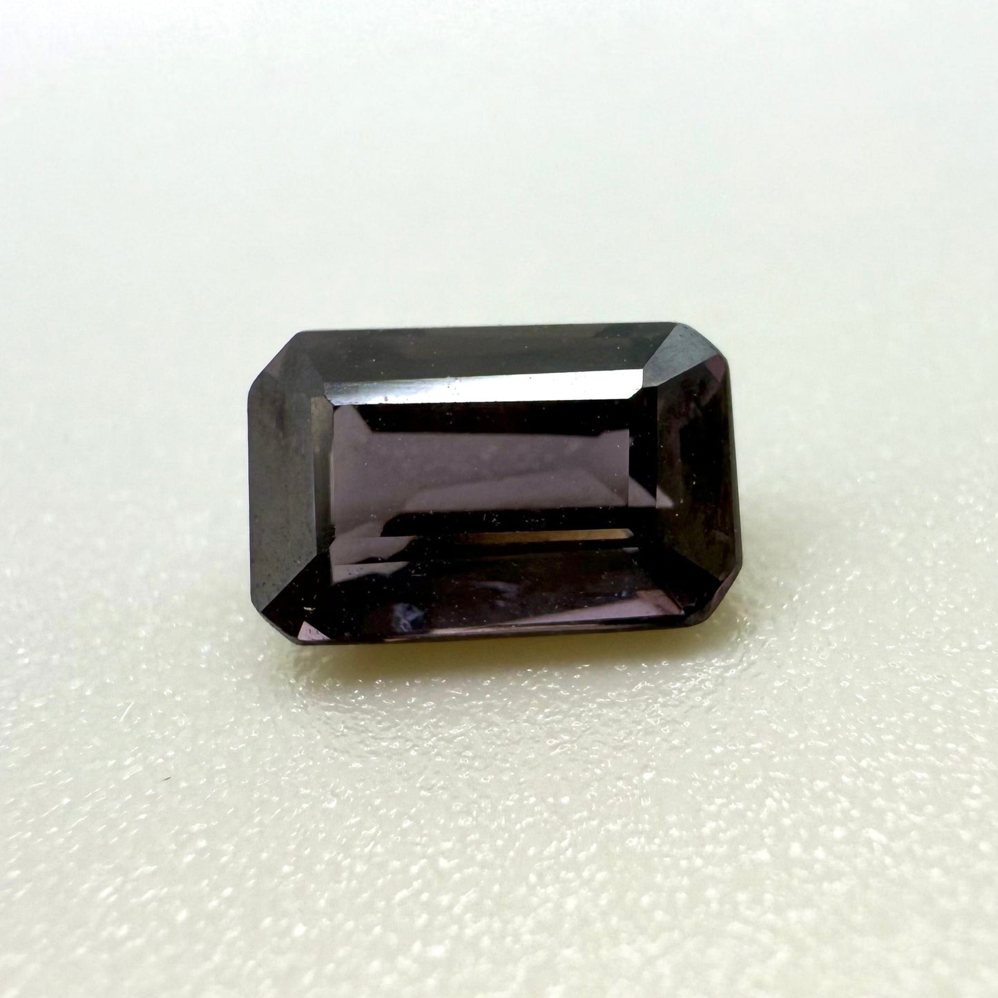 Pale Purple Spinel Baguette 1.2 Ct