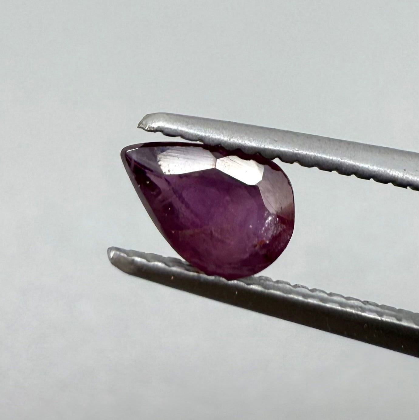 Pink-Purple Sapphire Pear 0.47 Ct
