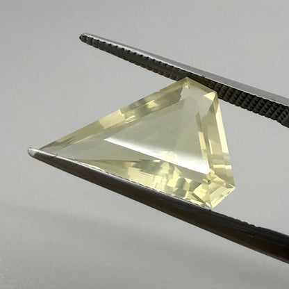 Lemon Quartz Fancy 5.05 Ct