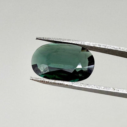 Green Tourmaline Oval 2.04 Ct