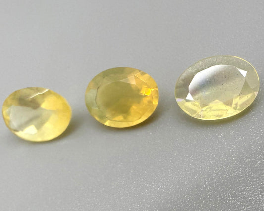 Milky Yellow Hues Shimmer Opal Set Oval 2.78 Ct