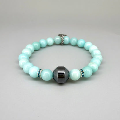 Agate beaded bracelet, 19cm, aqua-blue gemstone beads with decorative medallion accent on elastic stretch band.