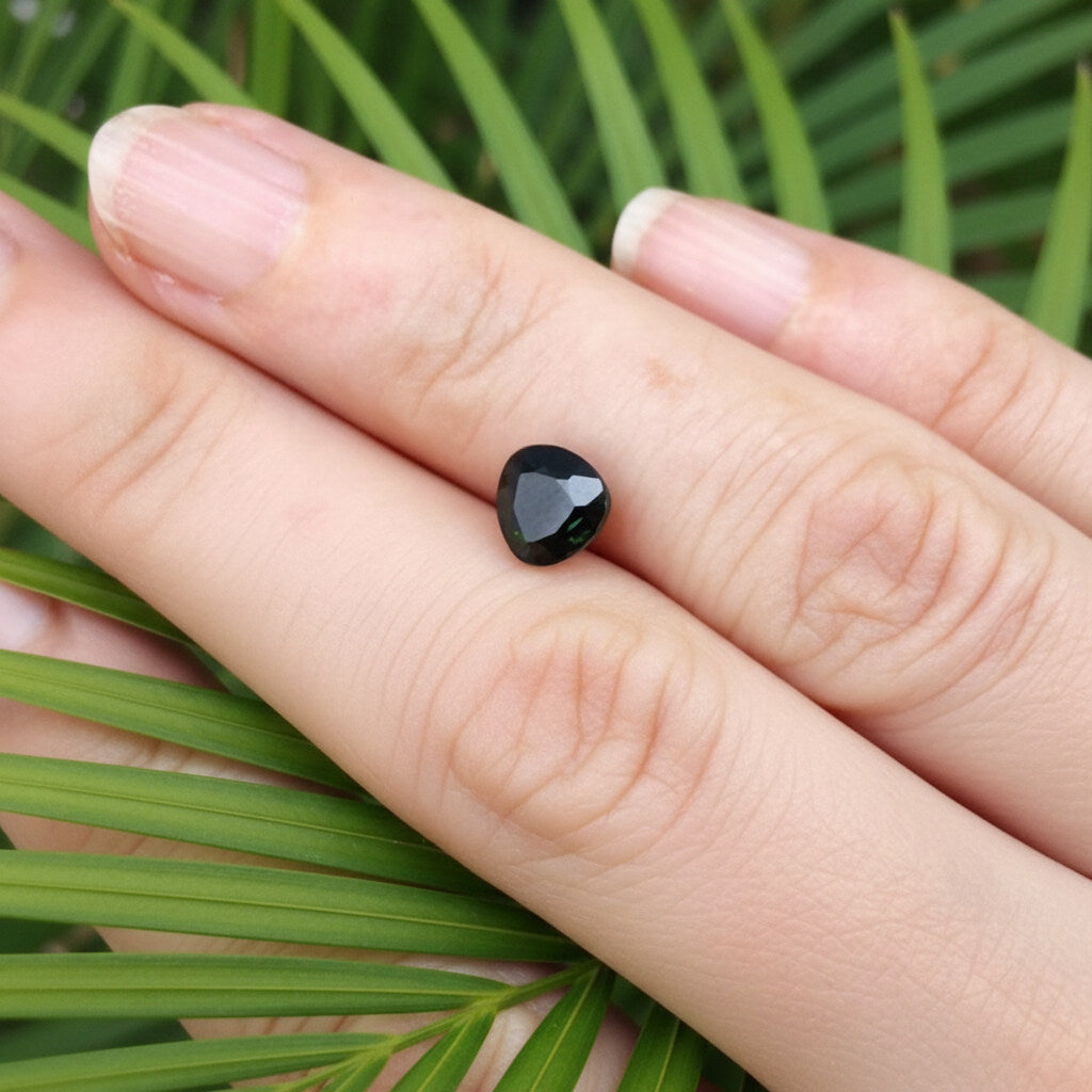 Natural Green Sapphire, trillion cut, heated, from Bangkaja Thailand