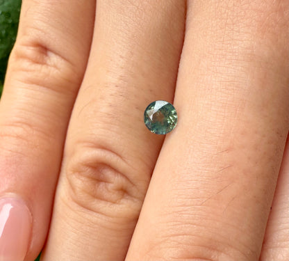 Green Sapphire Round 0.79 Ct