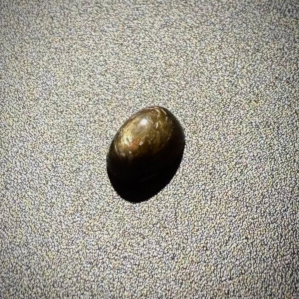 Golden-Brown Star Sapphire Cabochon 2.23 Ct