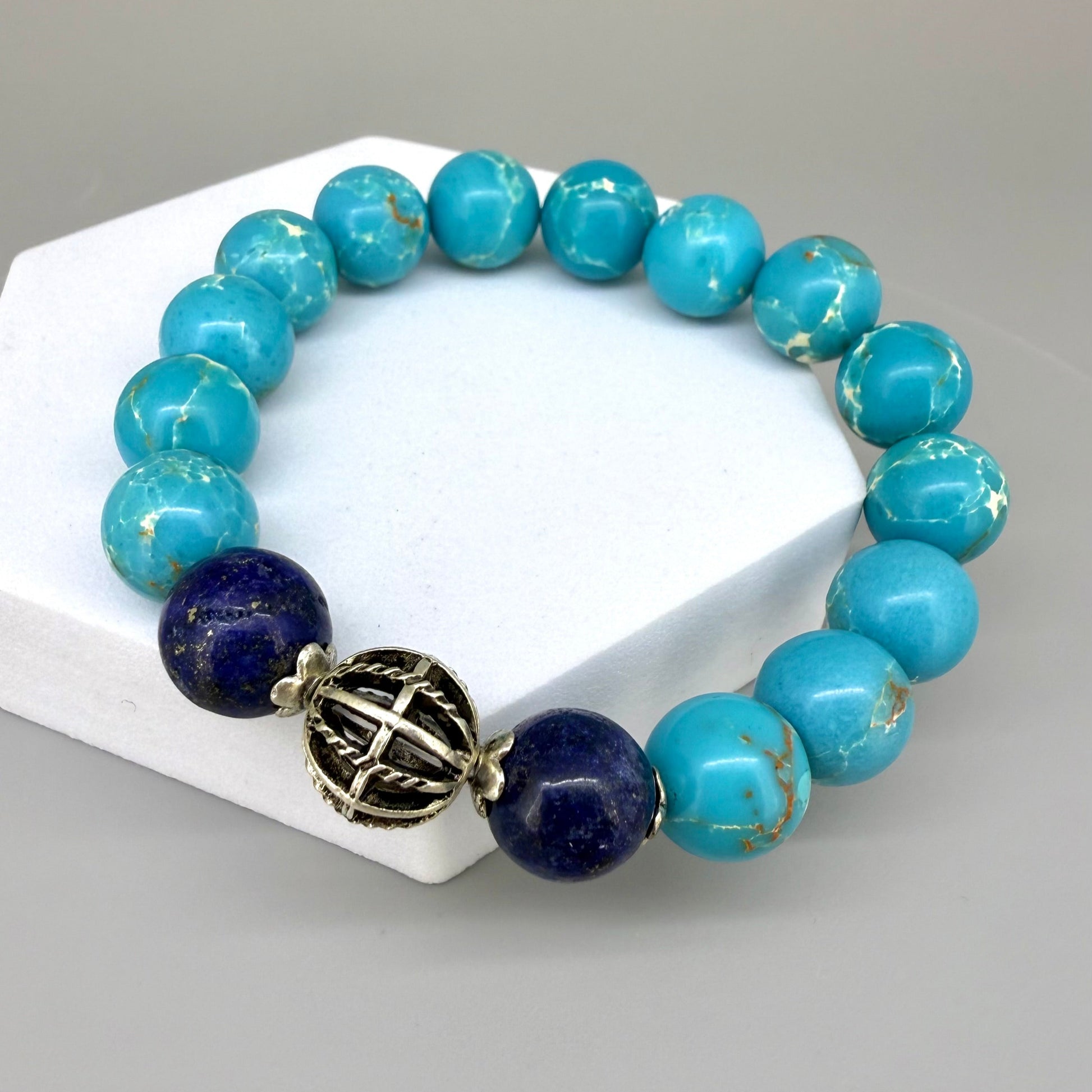 Variscite beaded bracelet, natural turquoise gemstone beads with subtle matrix patterns on elastic stretch band.