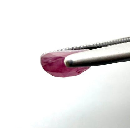 Pink-Purple Sapphire Marquise 0.9 Ct
