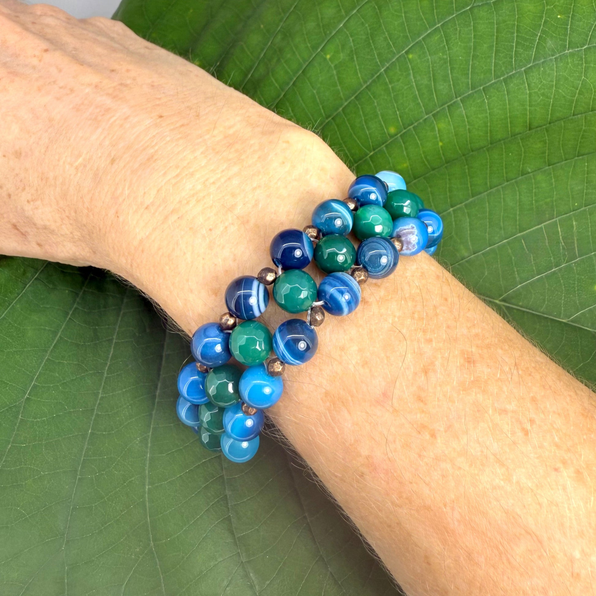 Natural Agate Beaded Bracelet with round polished gemstone beads, handmade gemstone jewelry