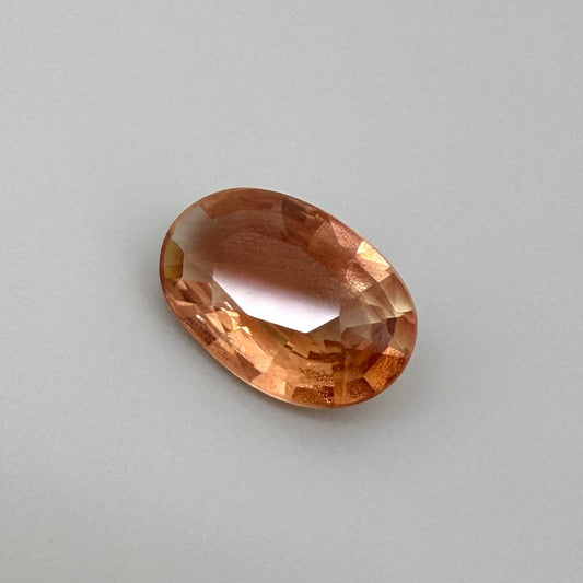 Vibrant Sand Orange Sunstone Oval 3.1 Ct