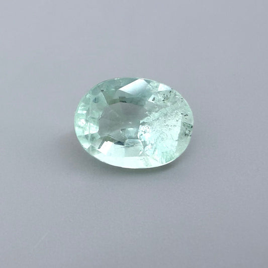 Pale Turquoise Apatite Oval 4.04 Ct