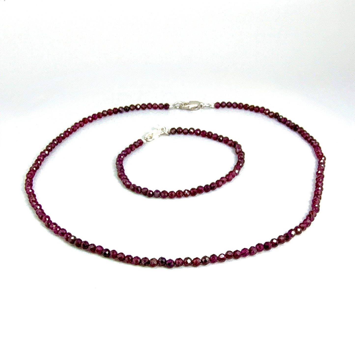 Fine Pyrope Garnet gemstone bead necklace & bracelet