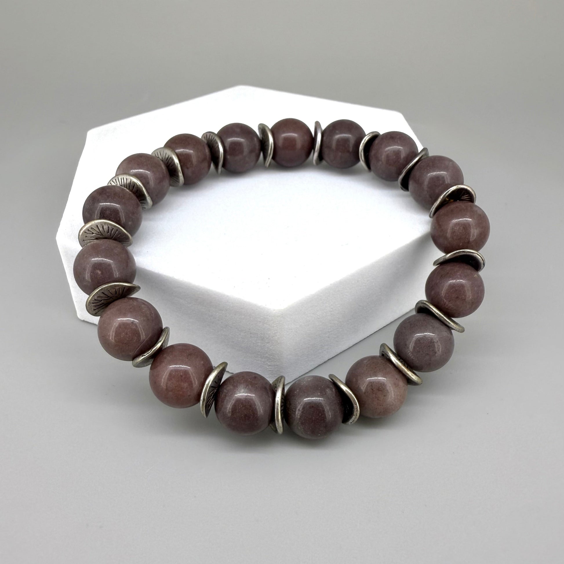 Aventurine beaded bracelet, 18cm, deep earth tones gemstone beads with curved metal disc spacers on elastic stretch band.