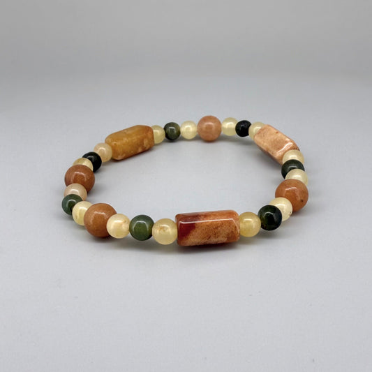 Jade beaded bracelet, 19cm, orange square stones with round beads in orange, green, and beige tones on elastic stretch band.