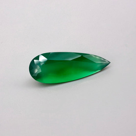 Vibrant Green Chalcedony Pendeloque 4.93 Ct