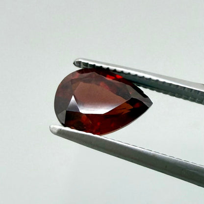 Red Rhodolite Pear 1.4 Ct