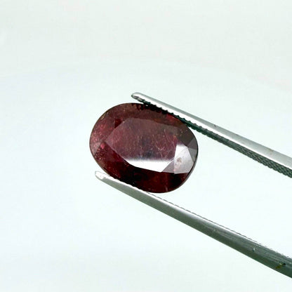4.5 ct natural ruby from Madagascar, oval cut with vibrant red color.