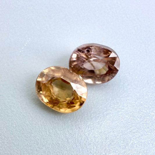 Peach-Pink Zircon Set Oval 1.47 Ct
