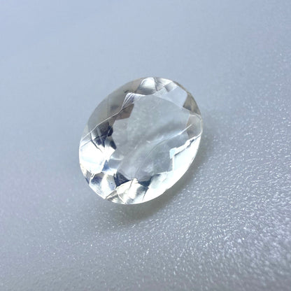 White Opal Oval 1.14 Ct