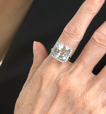 White Gold plated Silver Ring with Topaz