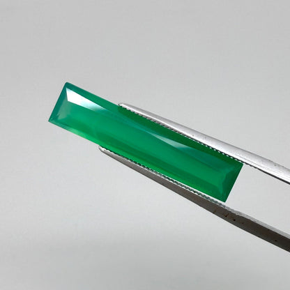 Vibrant Green Chalcedony Baguette 4.85 Ct