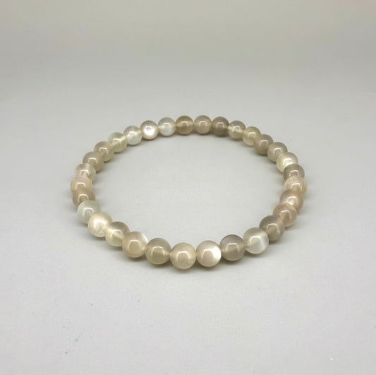 Moonstone beaded bracelet, 20cm, natural beige and earthy gemstone beads with subtle shimmer on elastic stretch band.