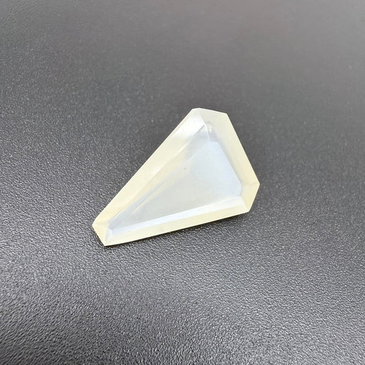 Moonstone Fancy 7.05 Ct