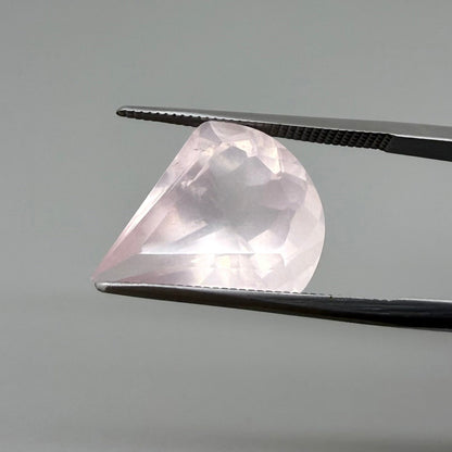 Rose Quartz Fancy Pear 8.12 Ct