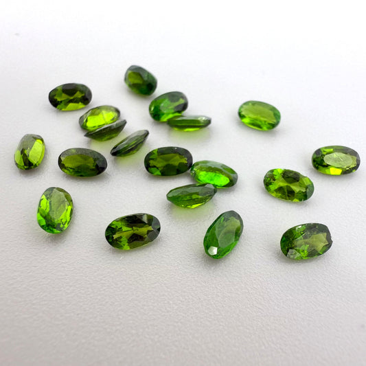 Vibrant Chrome Diopside Lot Oval 4.75 Ct