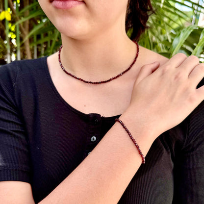 Fine Pyrope Garnet gemstone bead necklace & bracelet