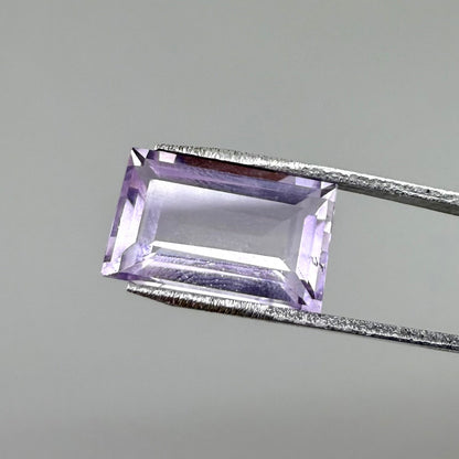 Pale Purple Amethyst Rectangular 3.81 Cs